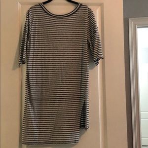 Free People - Medium Long Vintage T